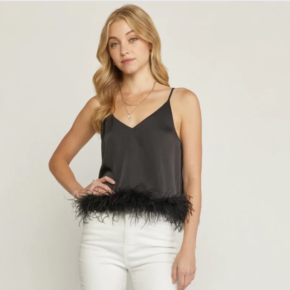 Women’s black BB Dakota Steve Madden top size small with feathers - Picture 4 of 6